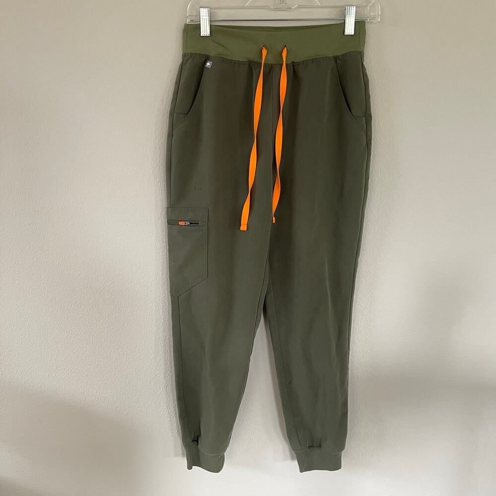 FIGS Olive Green Zamora Jogger Scrub Pants (S)